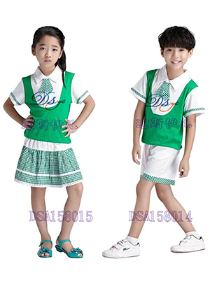 绿色夏季幼儿园运动服套装